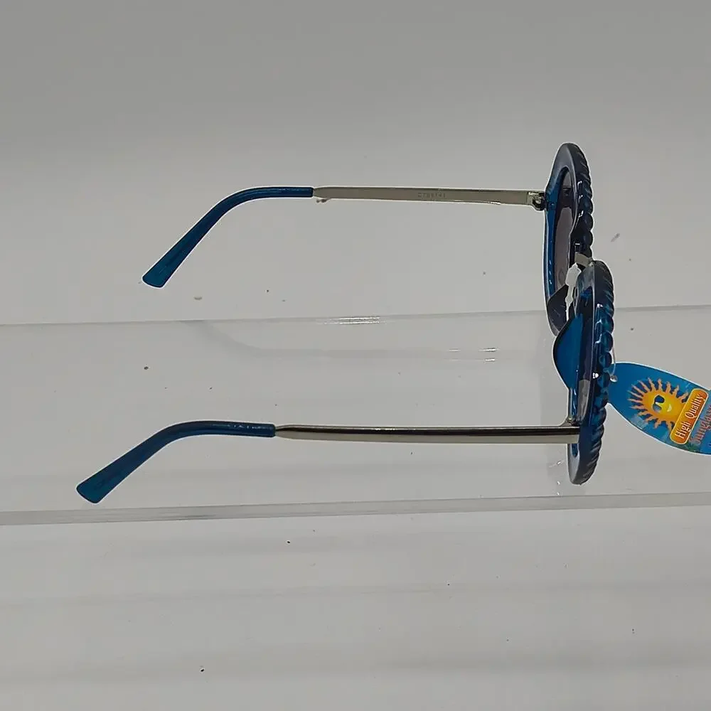 Blue round sunglasses with silver